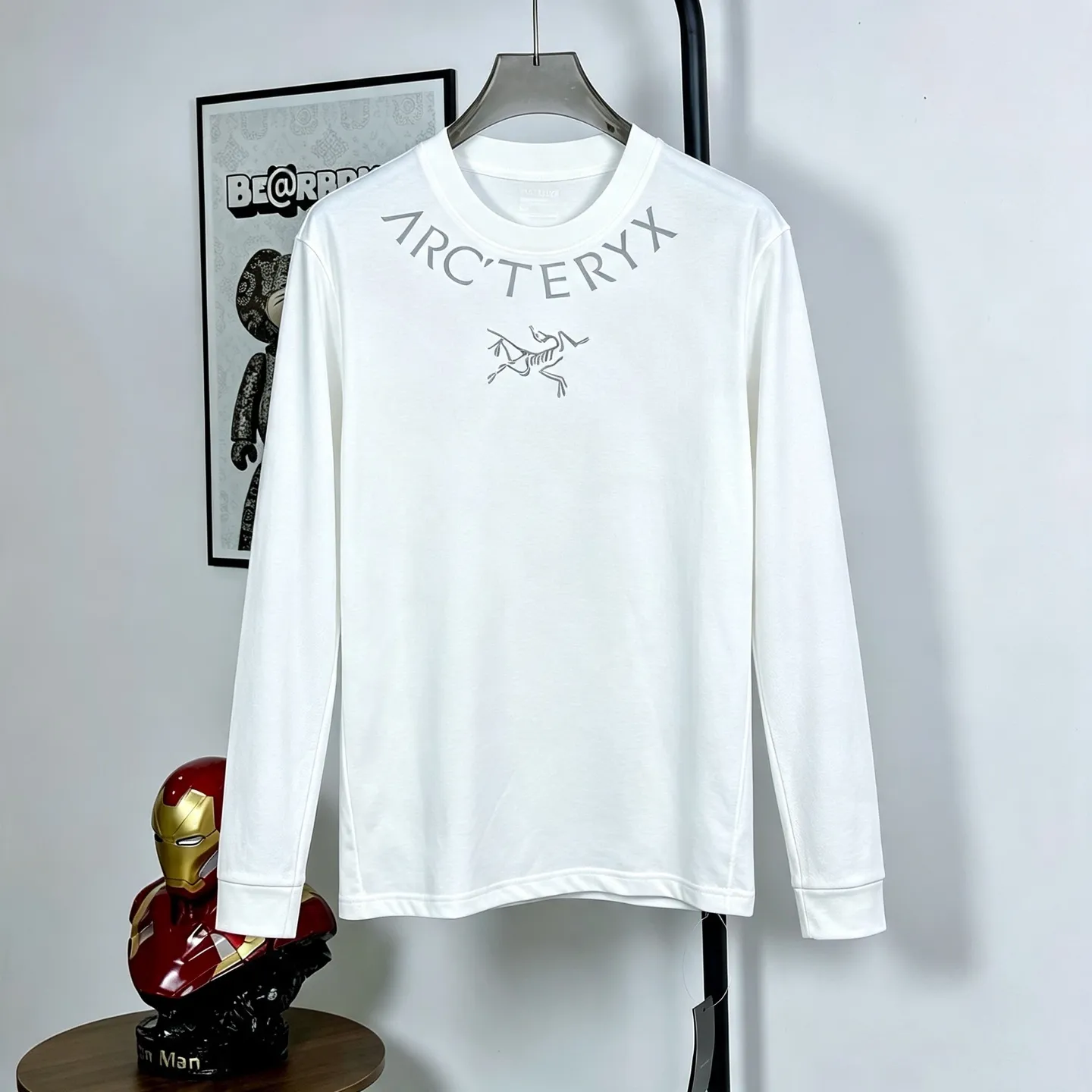 ：MG 02 ARC'TERYX 24 SYSTEM_ASeries T T， Same Style， ， 40 + ， ， ， ， Breathable ， Quality。 ， ， ， ， Breathable ， ， Versatile 。 OS ， ， ， ， 。 :Black White Size S-XL